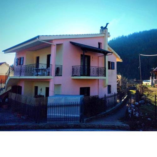 Villa Athamanio