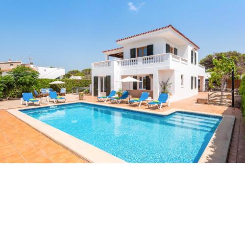 Villa Audaz by Villa Plus