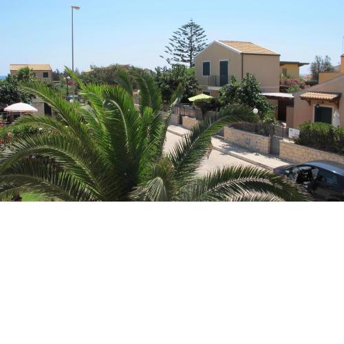 Villa Aura