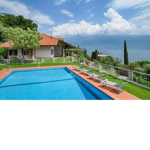 Villa Aurora- Villa esclusiva con piscina e splendida vista lago
