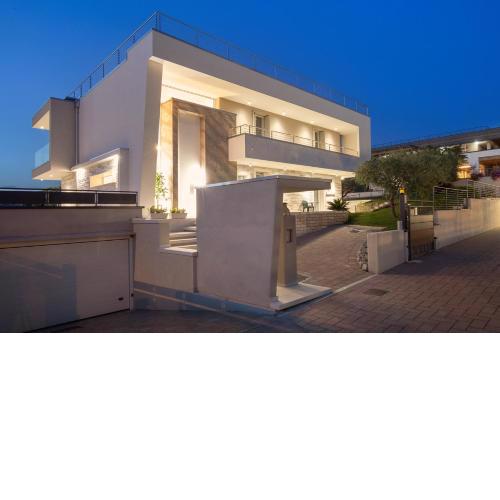 Villa Aurora-Holiday Home APT 2