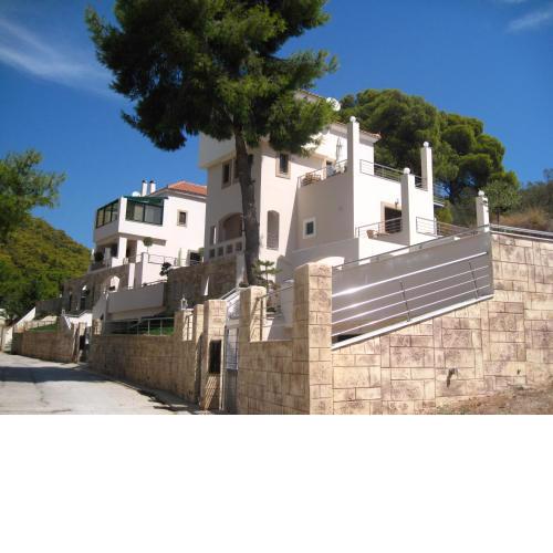 Villa Avra