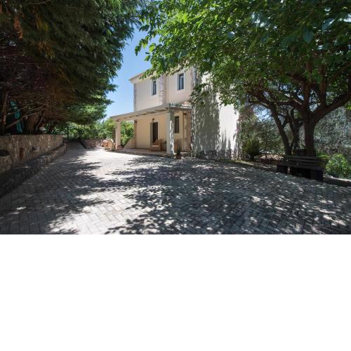 Villa Aziza