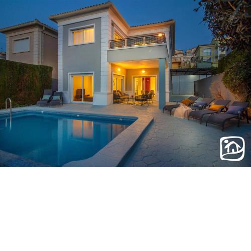Villa Azores by Abahana Villas