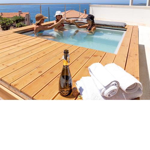Villa Bali - Luxury Seafront Villa in Fertilia