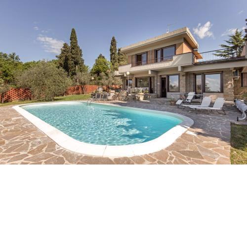 Villa Ballodole