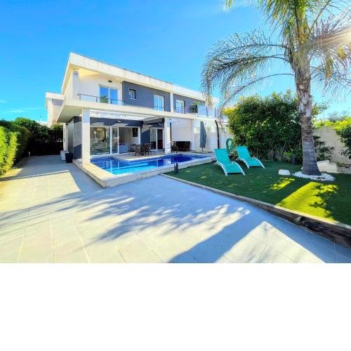 Villa Bambu Gran Alacant by Villas&You