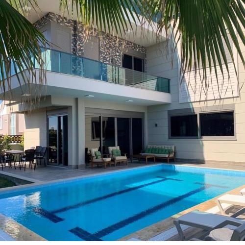 Villa Belektana