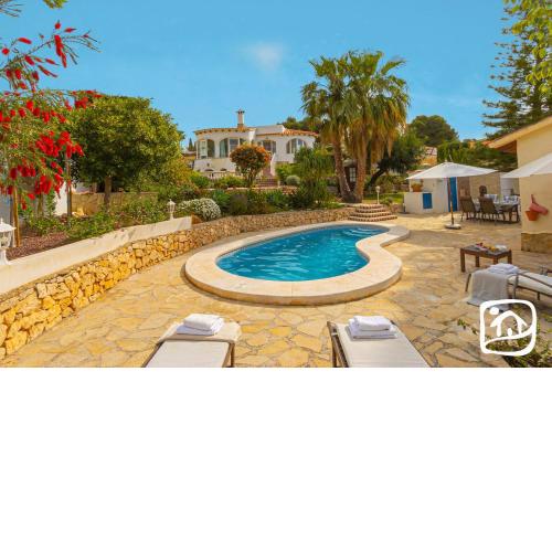 Villa Bella Costa by Abahana Villas