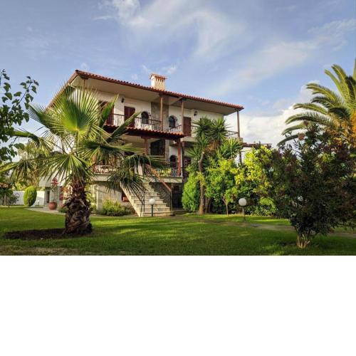 Villa Beta - 5min walk to beach, BBQ, Parking