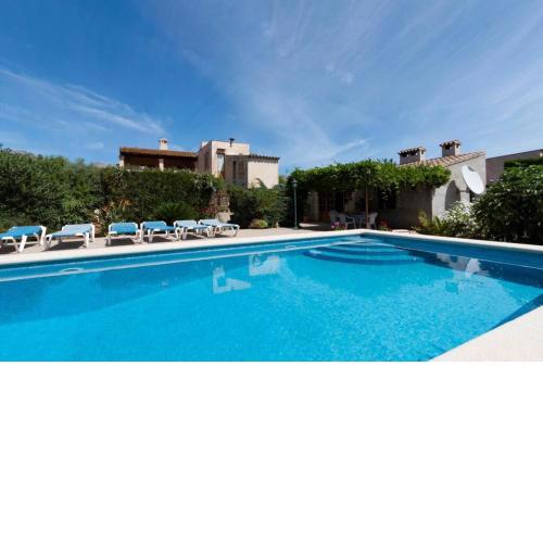Villa between Pollensa old town and Port Pollensa, Special Prices Car Hire for Guests