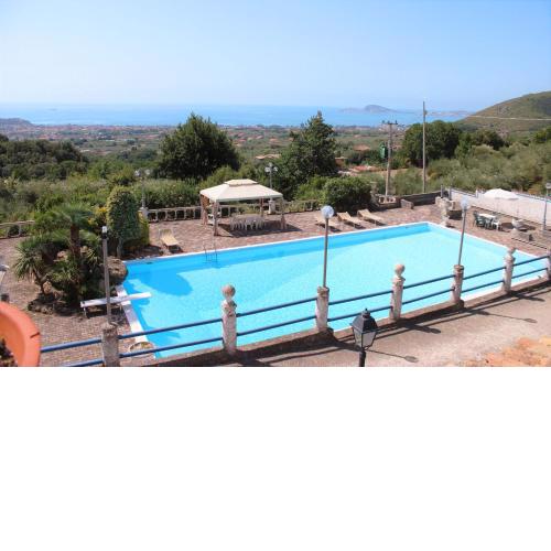 Villa Bice with sea viewpool