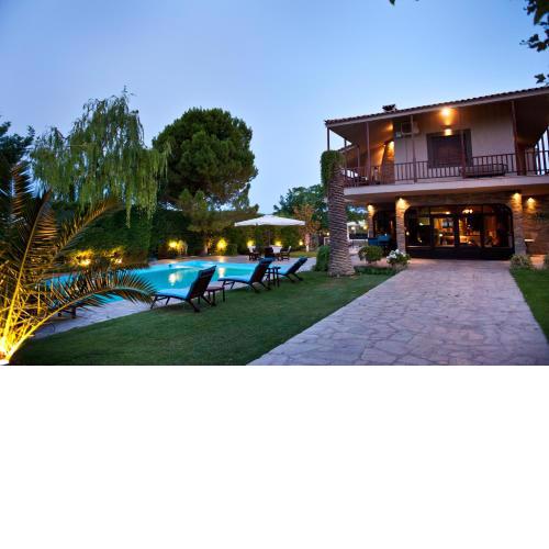 Villa Bona: A secluded villa less than 50 min. from Athens Intl. Airport
