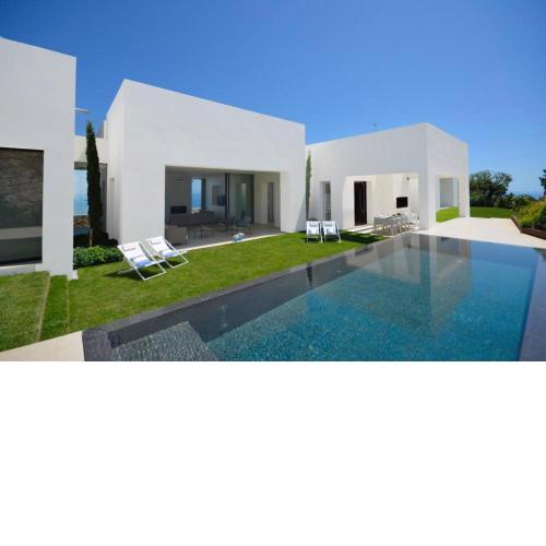 VILLA BONITA - REF 216