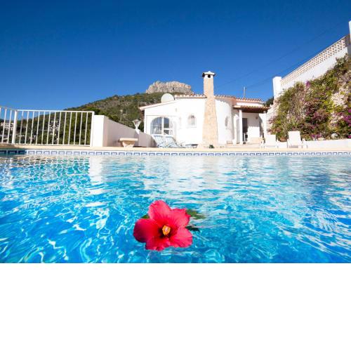 Villa Bougainvillea