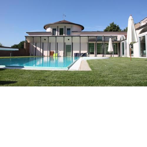 Villa bright and quiet 45 from the center of Rome, private pool exclusively