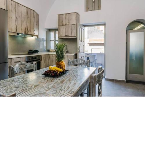 Villa Brouzos - Traditional Maisonette & Sea View