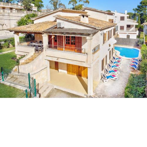 Villa Can March by Villa Plus