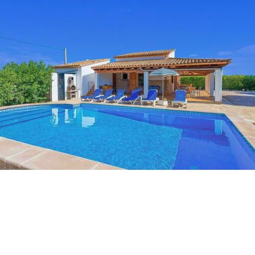 Villa Can Rasca by Villa Plus