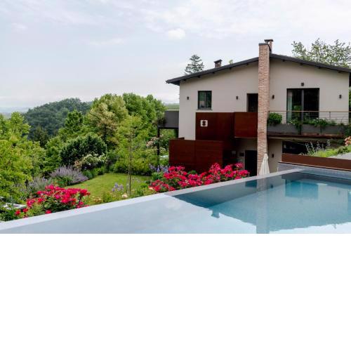 Villa Carla Suites in Barolo