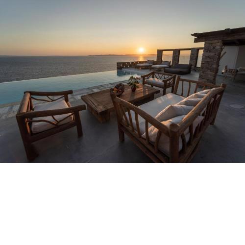 VILLA CARPE DIEM: sea & sunset view in Kea island