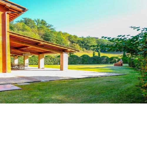 Villa Casa Rossa by MC Luxury Rentals