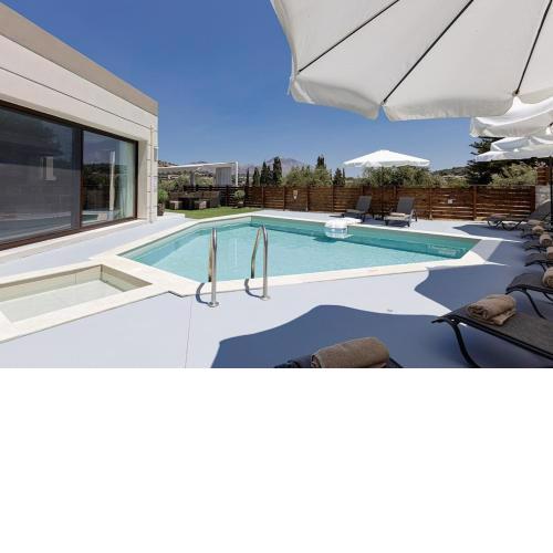 Villa Chnaris - Private Pool and Sauna