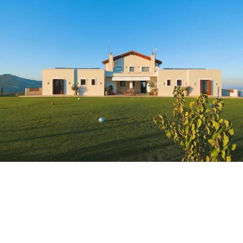 Villa, Choudetsi