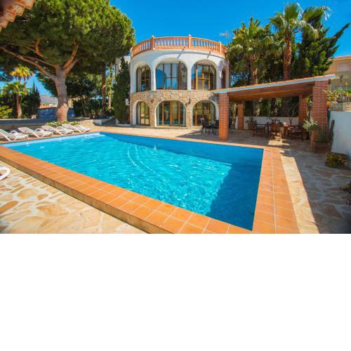 Villa Cintya - PlusHolidays