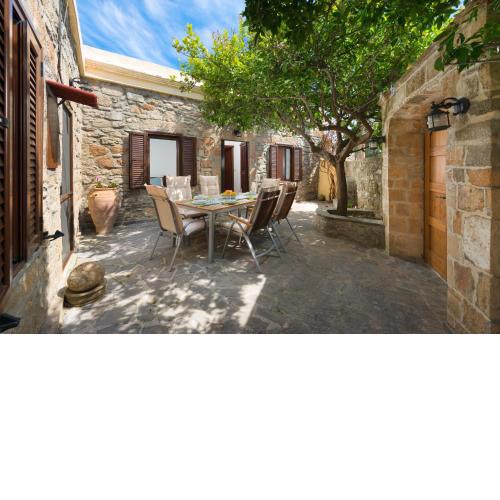 Villa Claudia in Lardos