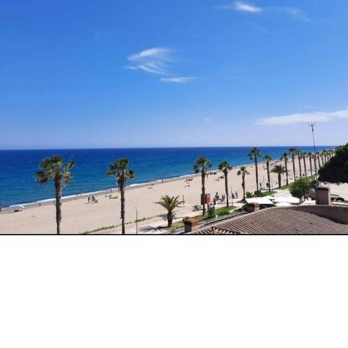 Villa climatisée bord de mer avec piscine privée