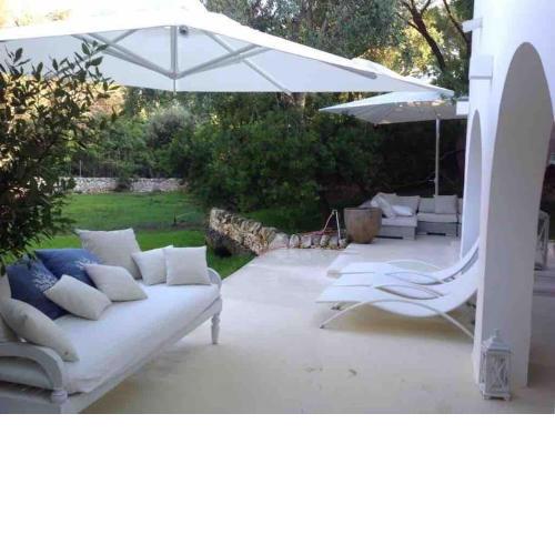 Villa con piscina a 300 m. dal mare a Rosamarina