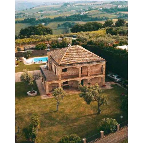 Villa con piscina in Abruzzo - A 7 minuti dal Mare