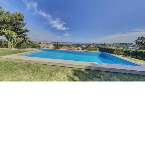 Villa con Vistas al Mar
