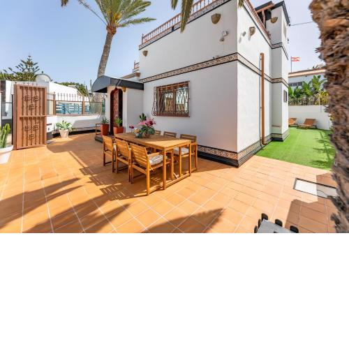 Villa Corralejo Bay