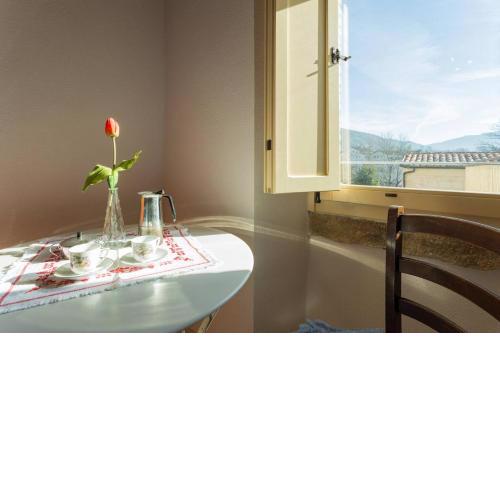 Villa Costanzi - Breezy Terrace On The Cucco
