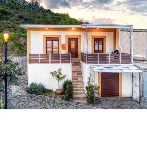 Villa Crypty