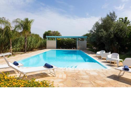 villa Dafne con piscina al mare -CENTOSICILIE