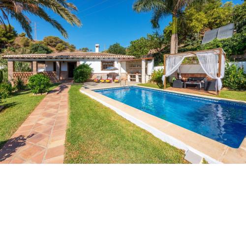 Villa Damian by Villa Plus