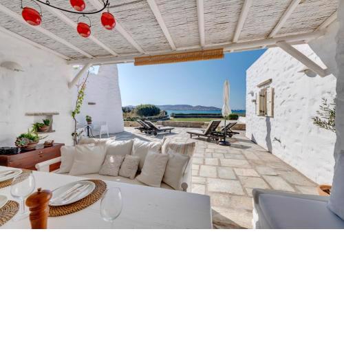 Villa Danae by the sea