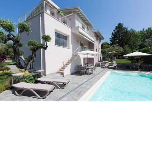 VILLA DANIELA