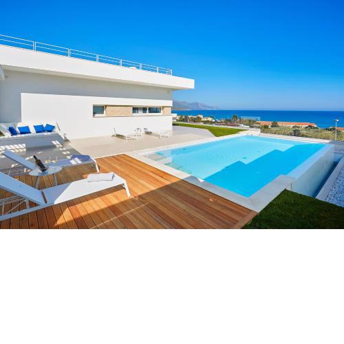 VILLA DARDA con piscina e 3 camere da letto