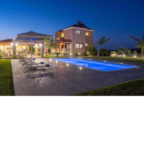 Villa David With Private Pool - Happy Rentals