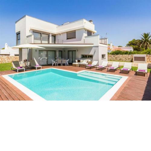 Villa de lujo con piscina cerca playa para 8