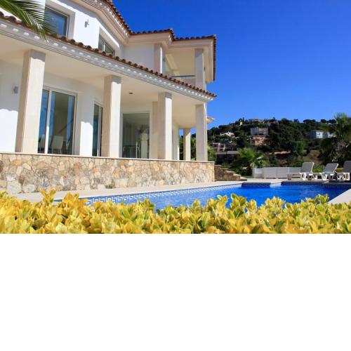 Villa De Oro