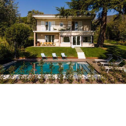 Villa dei Lauri - villa vista lago con piscina