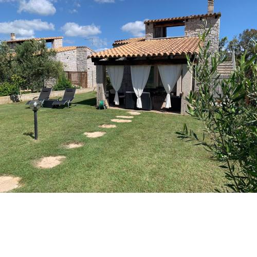 Villa Del Moro, Calasinzias - FREE WIFI - 300mt from the beach !