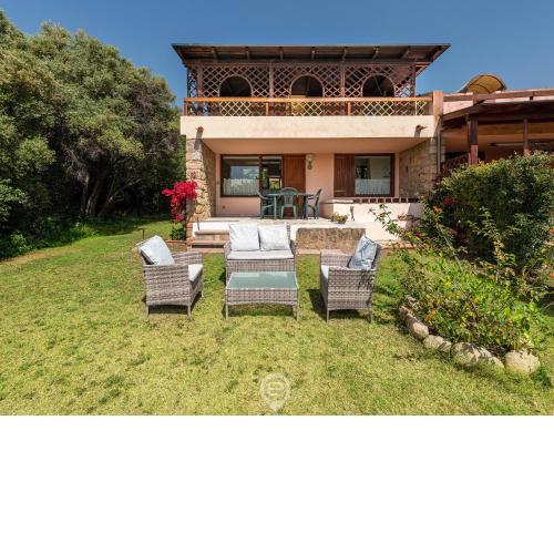 Villa Dessì - Near Is Molas Golf Club