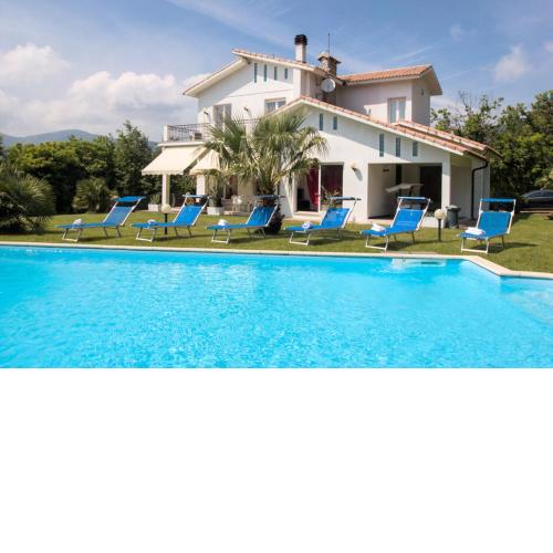 VILLA DIADEMA