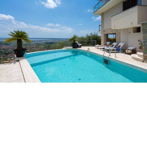 Villa Dolphin 10, Emma Villas